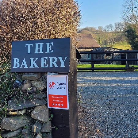 Villa The Bakery Llanddeiniol Exterior foto